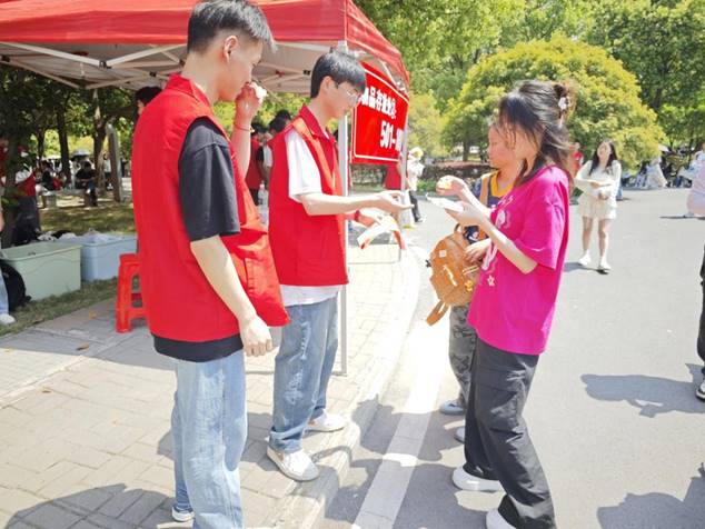 F2CB2EA3D3B5457D65DD9E0325AECECD